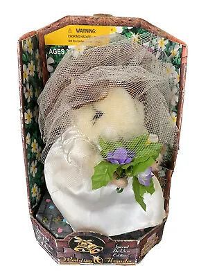 GEMMY Bride Dancing & Singing Hamster -Sings 'The Chapel Of Love Special De Luxe • £29.99