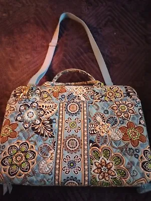 Vera Bradley Paisley Retired Pattern Hard Shell Zippered Laptop Case W/strap  • $25