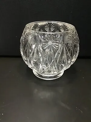 Vintage Avon Clear Glass Bowl In Excellent Condition • $15