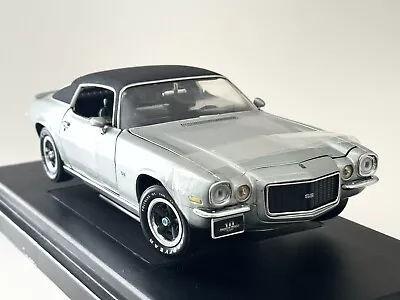 1970 1/2 Chevrolet Camaro SS Cortez Silver Vinyl Top 1:18 American Muscle HTF • $99.99