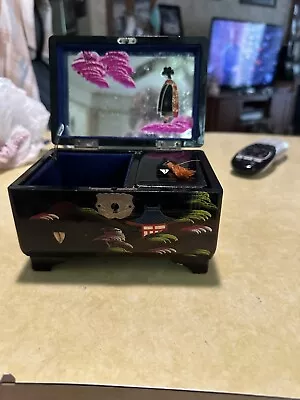 Vintage Asian Wood Lacquer Jewelry Music Box Oriental Working Keepsake MM Japan • $18.90