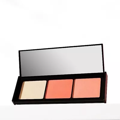 MALLY GET CHEEKY BRIGHTENING  BLUSH TRIO COMPACT PLEASED AS PUNCH NEW In BOX • $24.99