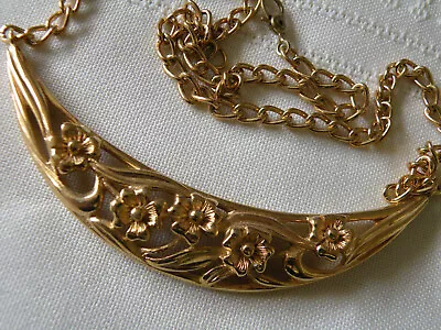 Vintage Monet Gold Tone Pretty Detailed Flowers Choker Necklace 16  • $17