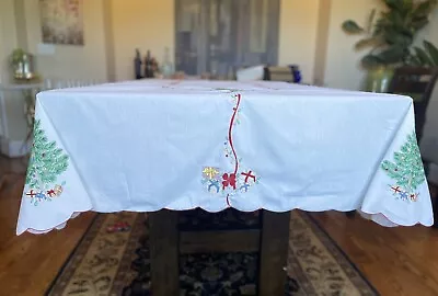 Vintage Christmas Tablecloth & Napkin (4) Set Hand Embroidered 94  X 65  • $45