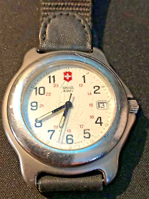 Vintage Men's Swiss Army Officer 42mm Watch 100m Military New Battery RUNS GREAT • $18