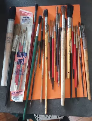 Vintage Artists Paintbrush Lot Of 31  Various Styles And Brands • $9.95