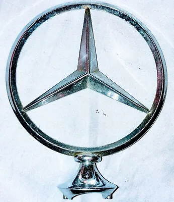 Mercedes Benz Logo Hood Star Emblem Badge Chrome/Silver Front Ornament Vintage  • $20