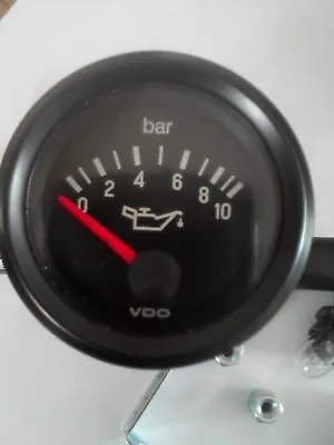 VDO Vision Oil Pressure Clock Lorry Van Black Face Dial 0-10Bar 24 Volt  Qty 2 • $64.64