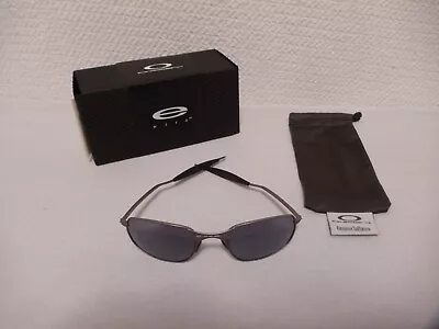 Rare Oakley E Wire Sunglasses Light/black In Box With Cloth Case  • $129.99