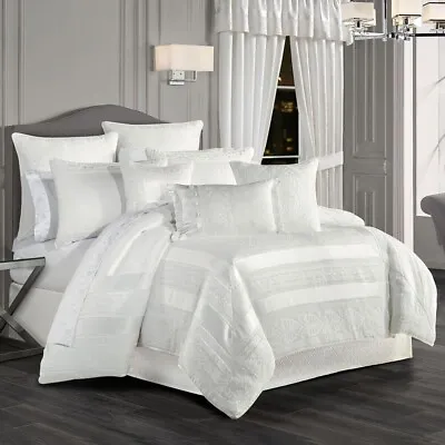J. Queen New York Epic 4-Piece King Comforter Set $699 White • $159