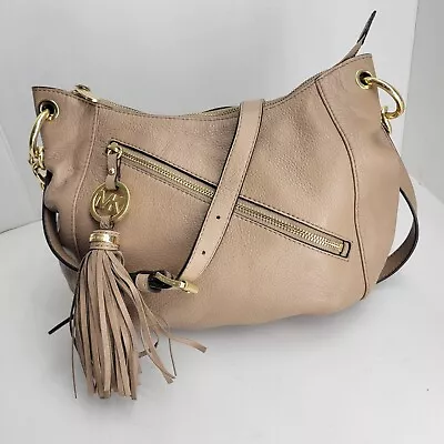 Michael Kors Charm Tassel Shoulder Zip Bag • $80