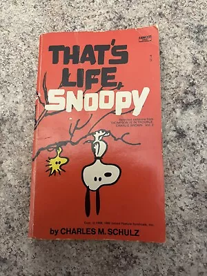 VTG That S Life Snoopy Selected Cartoons Paperback 1973 Charles M Schulz • $6.50