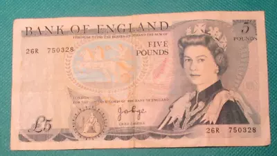 Bank Of England Five Pound Sterling Note - Series D (Pictorial) - Page & QEII • $19.95