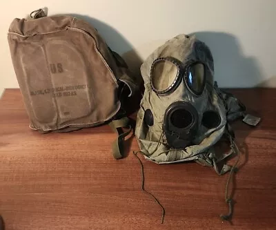 Vintage US M17 A2 Gas Mask MSA  Size Medium • $80