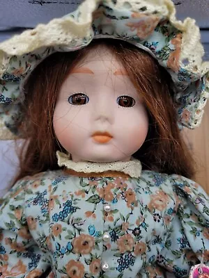 House Of Global Art Victoria Ashlea Porcelain Musical Doll Vintage 1980s 16  • $9