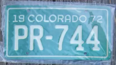 VINTAGE COLORADO 1972 MOTORCYCLE License Plate IN SEALED PLASTIC PR - 744    ^ • $11.99