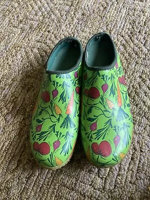 Western Chief Brand Garden Clogs- Vegetable Design Size 11 • $14.99