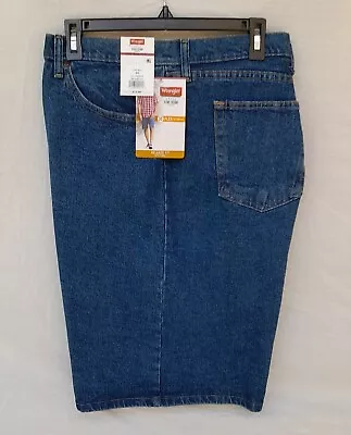 $10.99 • Buy New Men's Wrangler 5 Pocket Denim Jean Shorts Relaxed 112314873 Med Stonewash