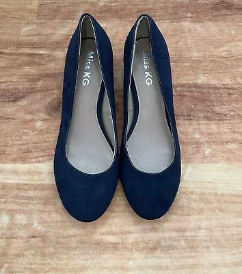 Miss KG Ladies Women Navy High Small Block  Heel Court  Shoe UK 6 • £10