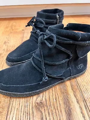 Ugg Boots Size 5 EU 38 • £15