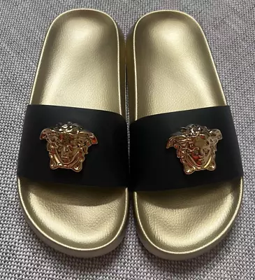 Versace Mens La Medusa Black Gold Sandals  Sildes Size 39 It - 6 Us • $245