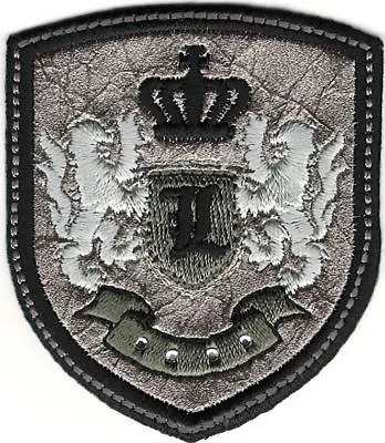 $3.49 • Buy Silver Black Rampant Lion Crown Coat Of Arms Crest Letter L Embroidery Patch