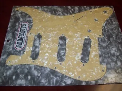 NEW Pickguard For Fender Strat 11 Hole 3-Ply - CREAM PEARLOID • $43.19