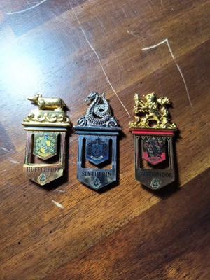 $4.99 • Buy Harry Potter Hogwarts House Metal Bookmarks Set Of 3 Slytherin, Gryffindor, Puff