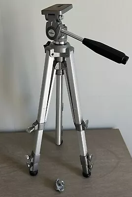 Velbon VEF-3 Professional Tripod Strong & Stout 22  To 48  • $17.99