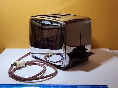 Amazingly CLEAN WORKING 1950's Toastmaster Model 1C5 Three Slice Chrome Toaster • $44.99