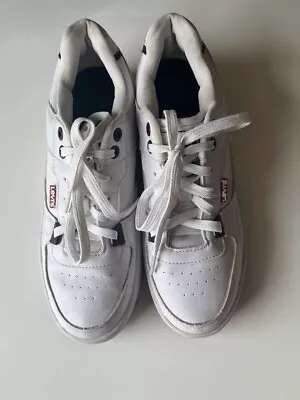 Levi's Men White Vegan Leather Lace Up Casual Sneaker  Shoes Size 9 • $10