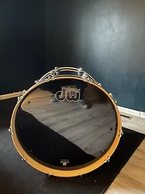 DW Performance Series Black Mirra Bass Drum - 18x22 • $800