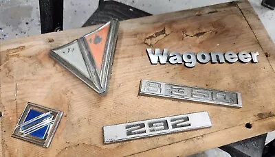 $9.99 • Buy Vtg Hood Ornamet/emblems