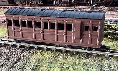 009 Brake Coach Bogie Chocolate Brown • £8.90