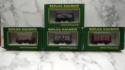 OO Gauge Rake Of 4 Replica Railways Wagons • £24.25