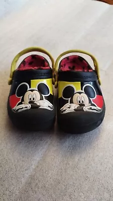 CROCS Mickey Mouse Fuzzy Lined Size 8-9 Toddler • $16