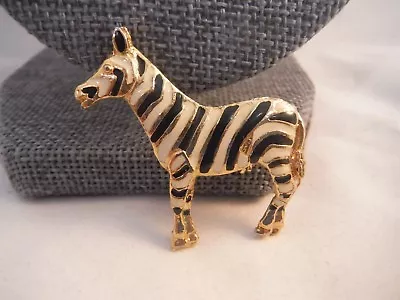 Vintage Pin Brooch ENAMEL ZEBRA MINT CONDITION Costume Jewelry Heaven Box C • $5