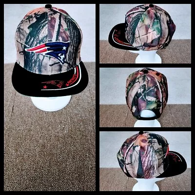 New England Patriots Nfl Football Snapback Hat. • $25