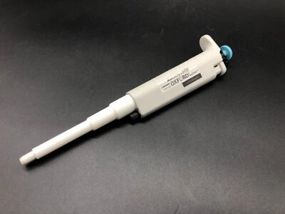$79 • Buy Oxford Benchmate MicroPipette 100-1000µL P1000 Single Channel Manual Pipette