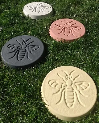 Round Garden Stepping Stones | Bee Design • £29.74