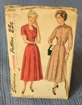 Vintage SIMPLICITY Printed SEWING PATTERN #2922 ~ ONE PIECE DRESS  • $16.50