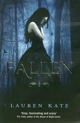 Fallen: Book 1 (The Fallen Series)Lauren Kate • £3.38