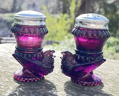 Vintage Degenhart Amethyst Purple Glass Bird Salt & Pepper Set Green UV Glow! • $24.99