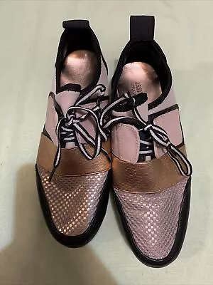 Mossimo Metallic Bronze & Black Tennis Shoes Size 6-1/2 Womens • $41