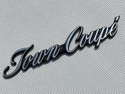 Vintage!  Ford Lincoln Towne Coupe Emblem • $9.99