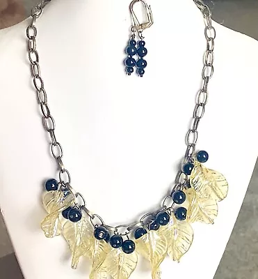 Vintage Pale Yellow Glass Leaves With Black Glass Beads Necklace And Earrings • $7.98