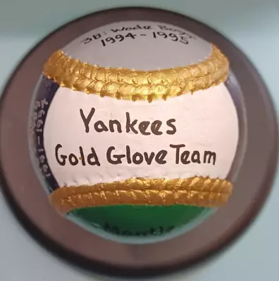 New York Yankees Hand Painted Gold Glove Team Ball #2 Mantle Munson Jeter Maris+ • $29.99