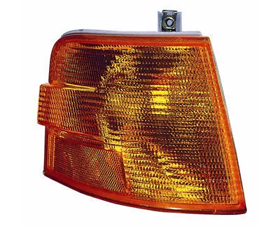 Fit 96-03 Volvo VNL VNM Truck Corner Park Side Light RH 8080853 VO2551106 • $39.98