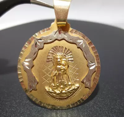 Stunning 10k Two-tone Gold Madonna & Child Pendant 31.87 Mm Round (g128657-3) • $599.95