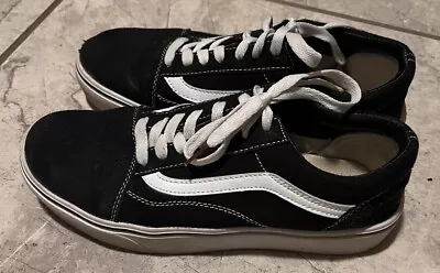 Size 8 - VANS Old Skool Black White • $6.25